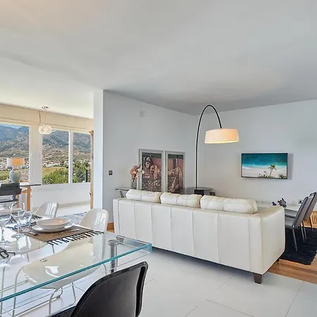 Torre Real Luxury Near Trocadero Arena شقة ماربيا