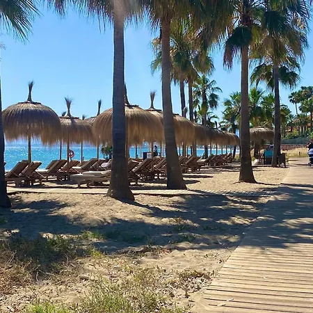 Torre Real Luxury Near Trocadero Arena דירה *