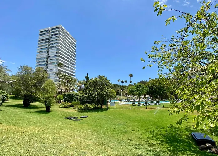 Appartamento Torre Real Luxury Near Trocadero Arena